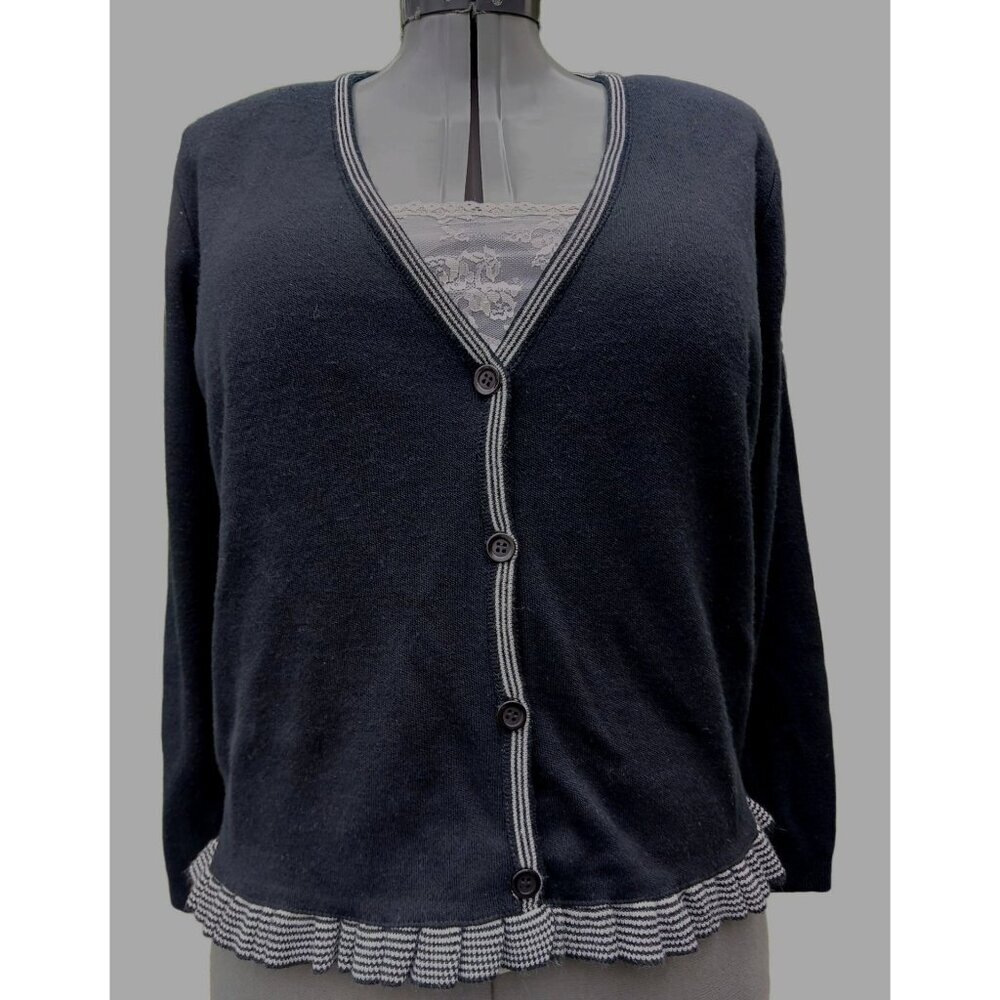 Vtg 80s Womens Casual Ruffle Hem Preppy Academia Size Medium V-Neck Cardigan